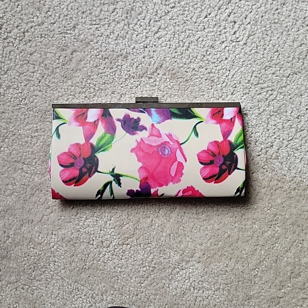 Flower crossbody bag